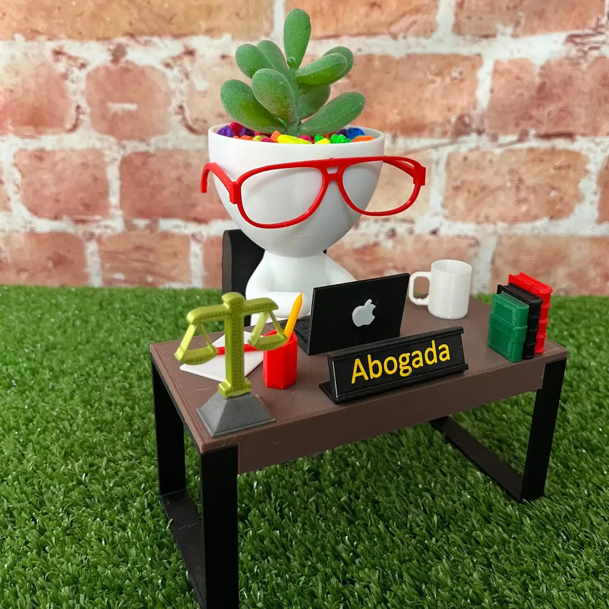 Matera Decocativa Abogado(a)