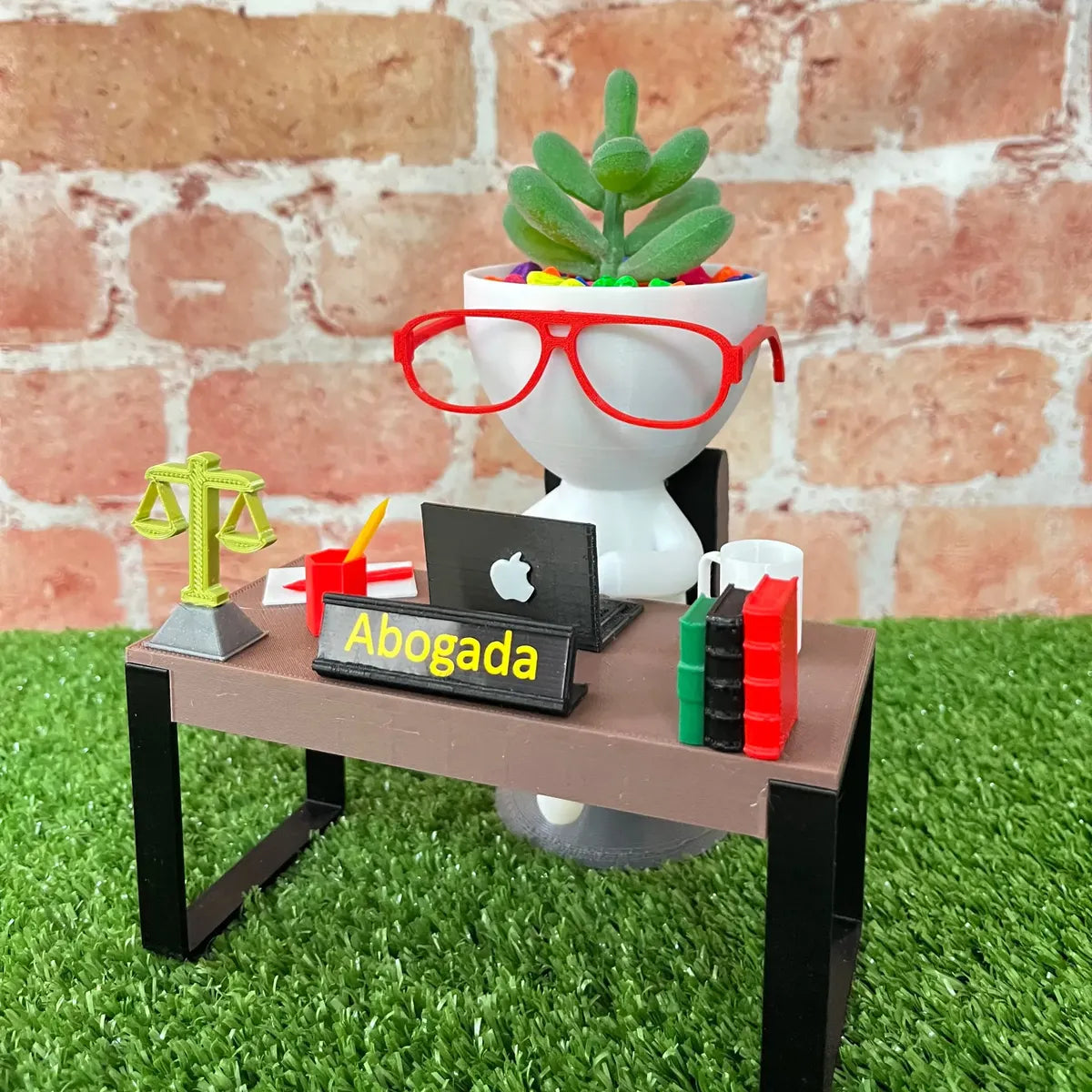 Matera Decocativa Abogado(a)