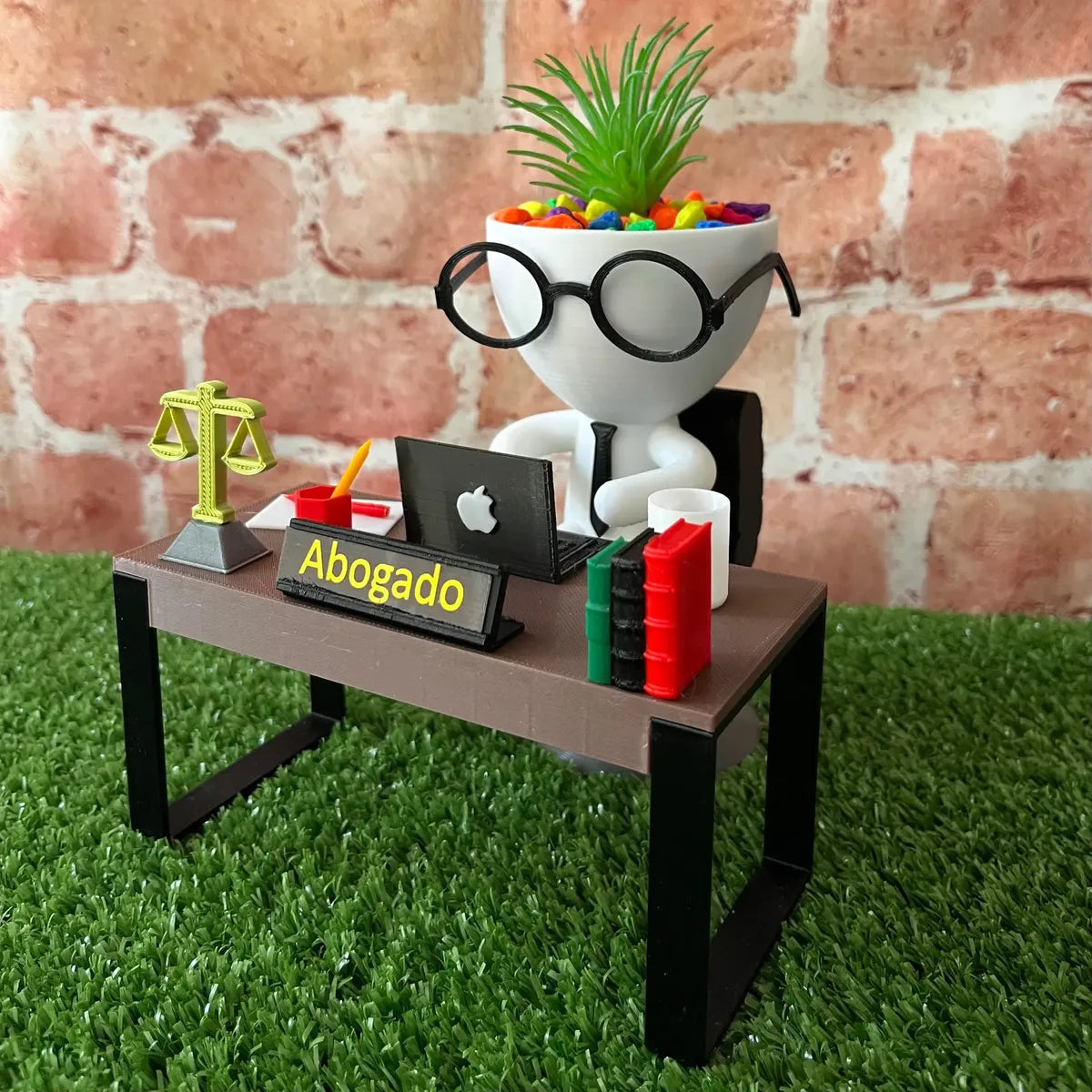 Matera Decocativa Abogado(a)